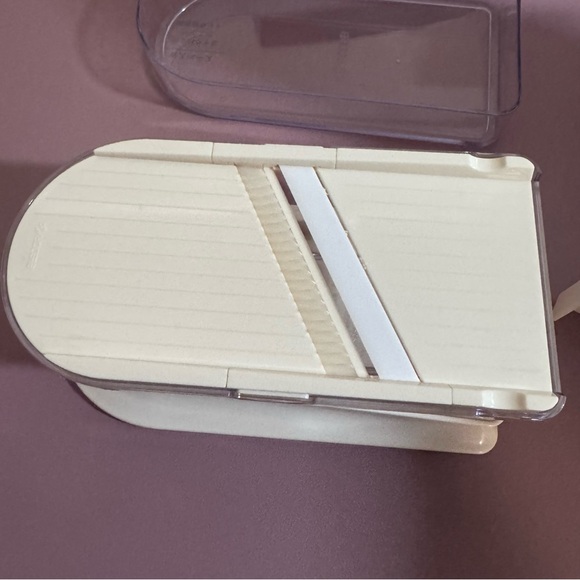 Compact Food Slicer - Picture 9 of 13